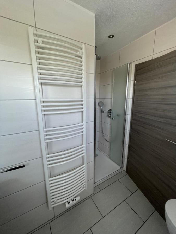 Meerzeit Strandhotel Neuharlingersiel Bagian luar foto